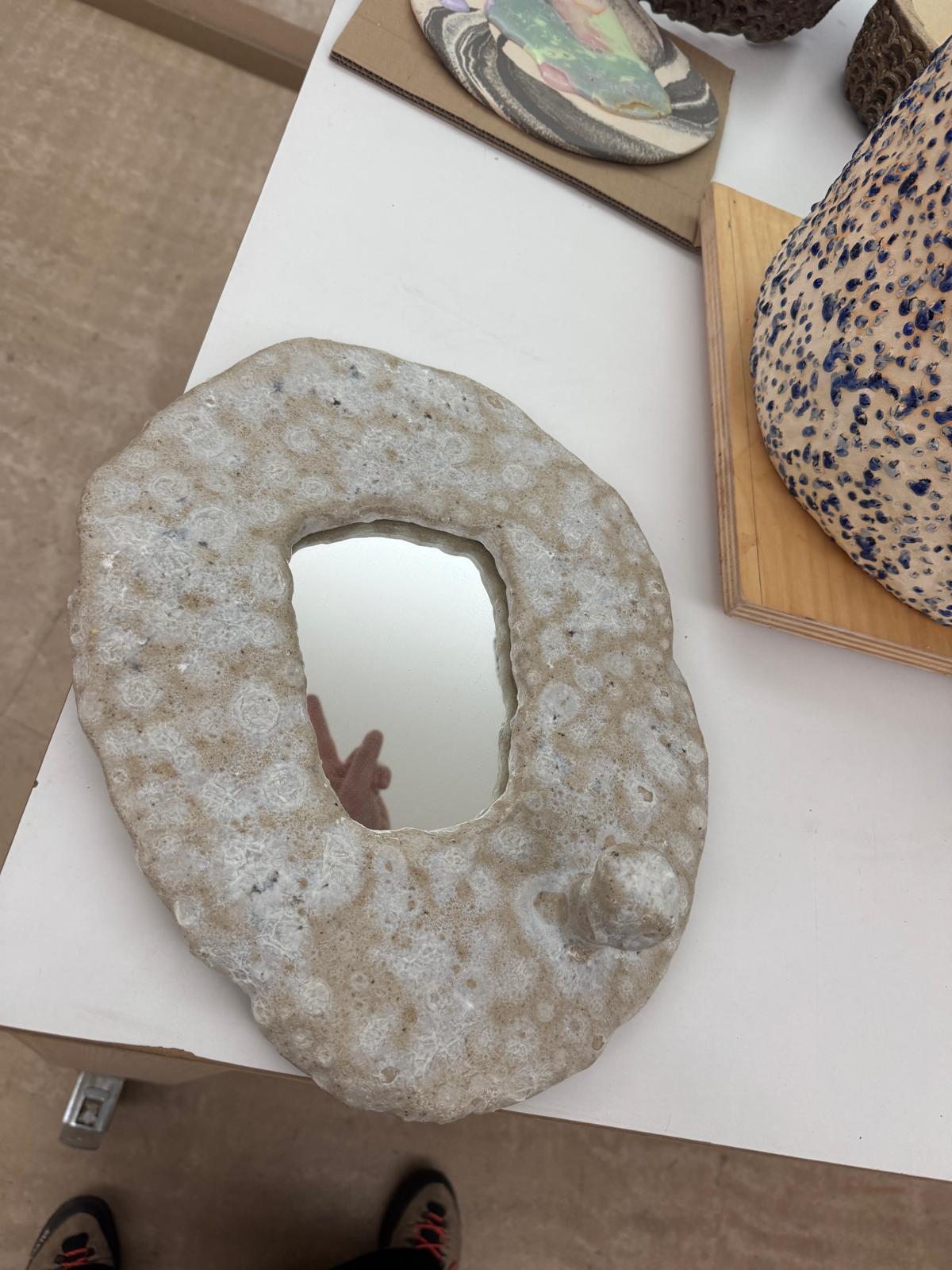 Attua Aparicio - Mirror, mirror - Image 3